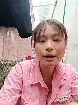Linda-yiyi webcam