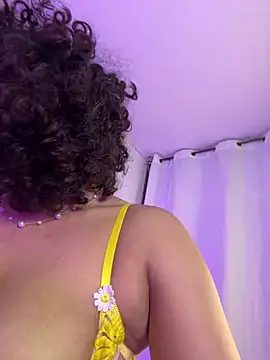 Woo_isDaphne webcam