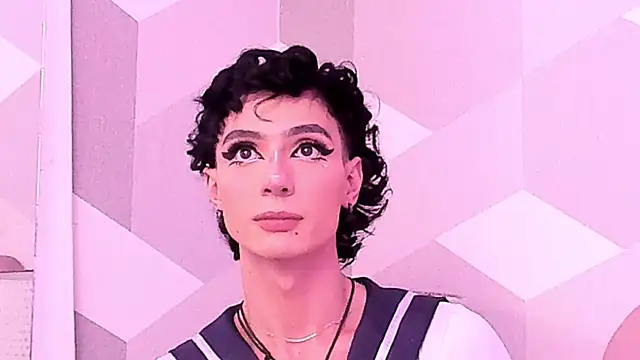 KylieMonnett webcam