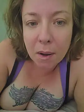 julimonroe webcam