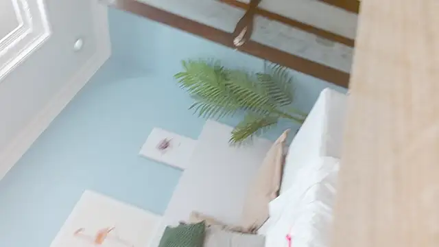 sophia_hadid webcam