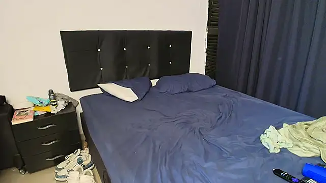 NicoDavisOfficial webcam
