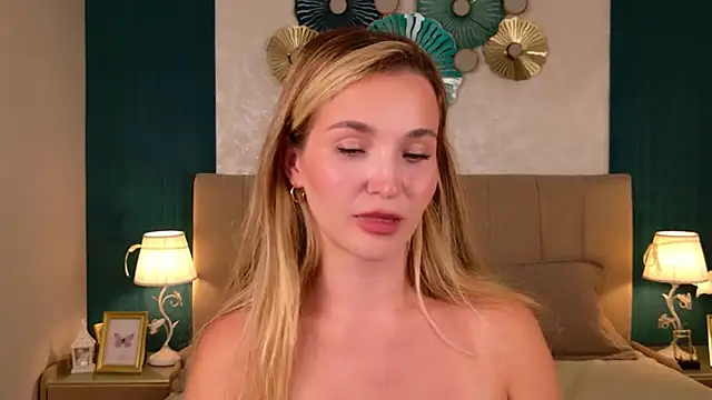 Lina_Sinerz webcam