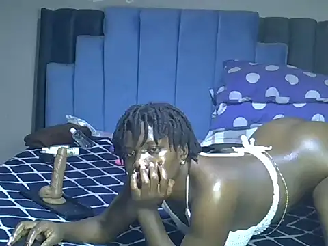 melanin_moon webcam