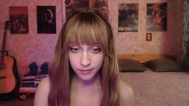 Friendly_Ellie webcam