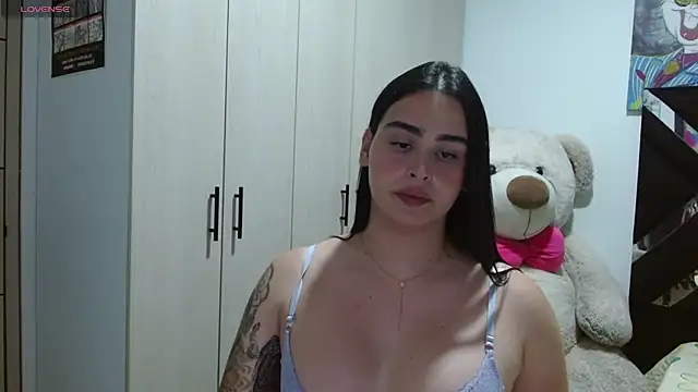 SarithaBunny webcam