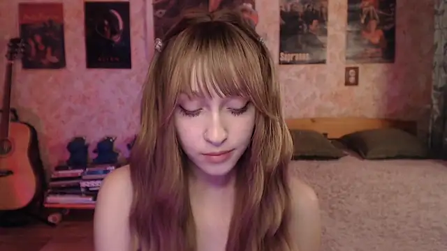 Friendly_Ellie webcam