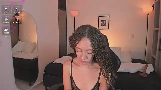 ChloeMoreti webcam