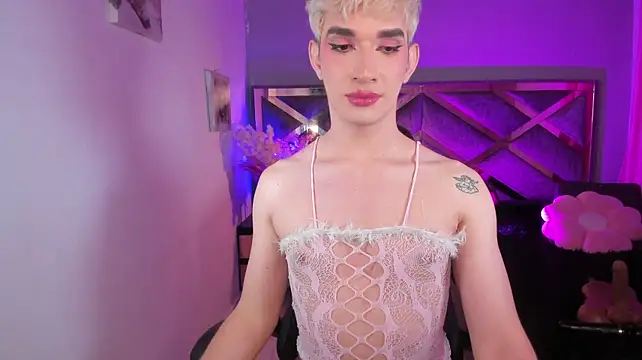Cherry_zayden_ webcam