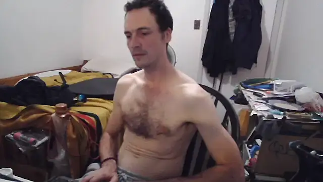JohnnyMoves webcam