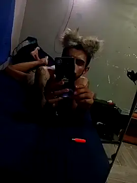 hotboy666274 webcam