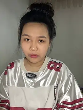 Almira6868 webcam