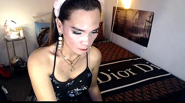 NinaDOM4CUM