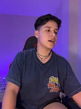 humanxthing (F young) - Striptease top