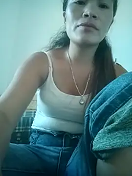 nangmo live cam on StripChat