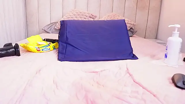 kata_hazel webcam
