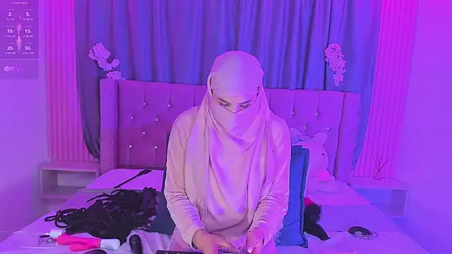 Nayla-Mouna webcam