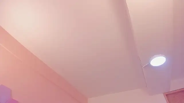 april_grey11 webcam