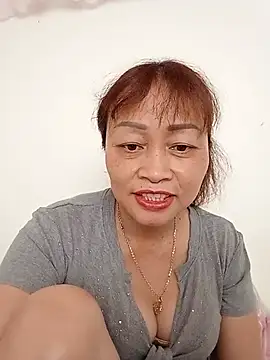 Baby-ladyboobs2026 webcam