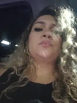 Sara_smiiith211 webcam