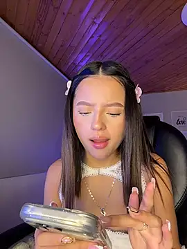 Sofia18_pinkk webcam