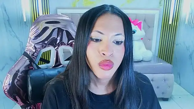 clara_evanss_s webcam