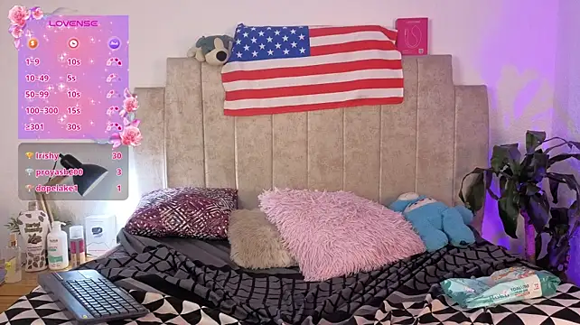 Emilly-hall webcam