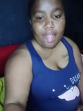 ChubbyMidgetxxx19 webcam