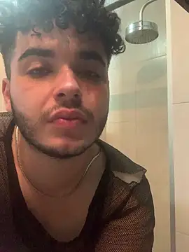 Danielserom23 webcam
