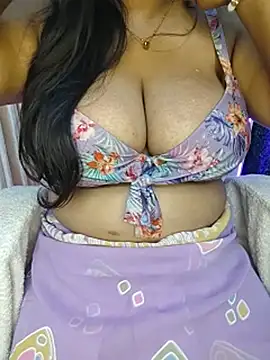 Curvy_Pooja webcam
