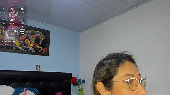 kaylaMinov_ webcam