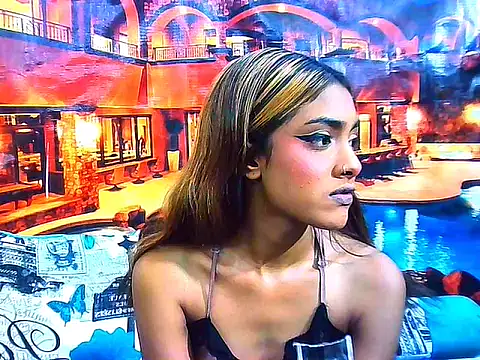 IndianPretty14u2Luv webcam