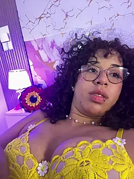 Woo_isDaphne webcam
