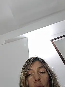 estrella_tasty webcam