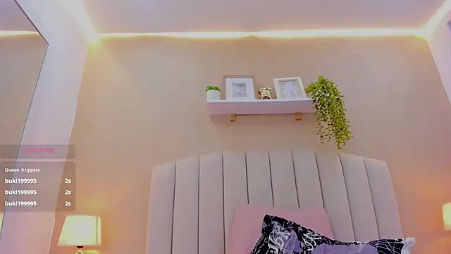 Mia_thompson_19 webcam
