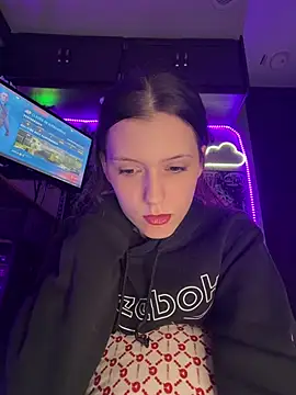 Lilactease webcam