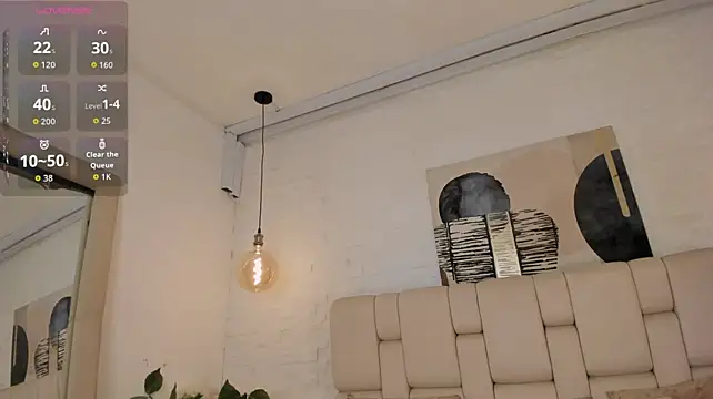 Mila_Hudson webcam