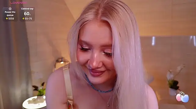 OlliviaBr0wn webcam