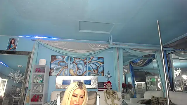 ADRIANNA_FOX webcam