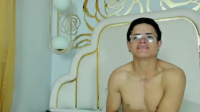 midnightlust_vc webcam