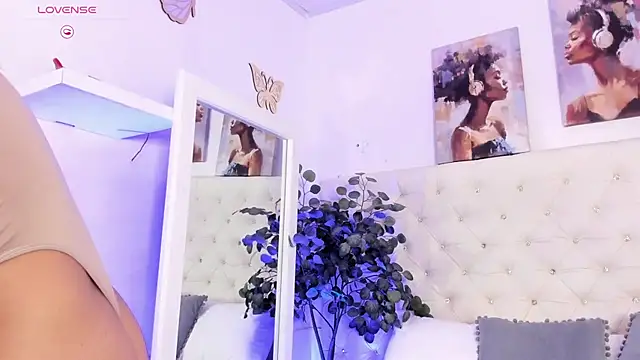 sophie_pariss webcam