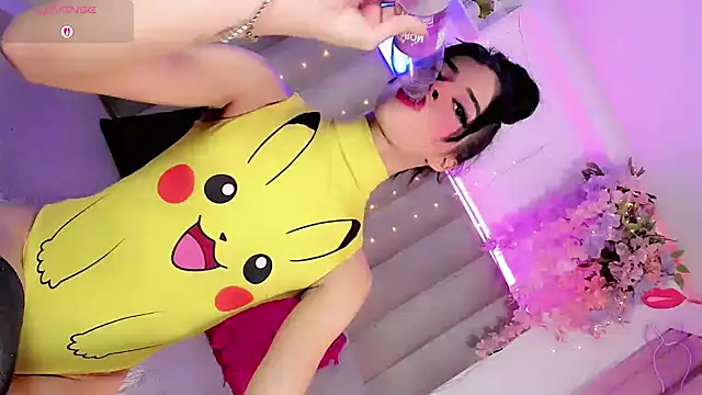 Nina_Keyli webcam
