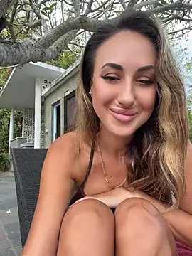 Bella-Grace webcam