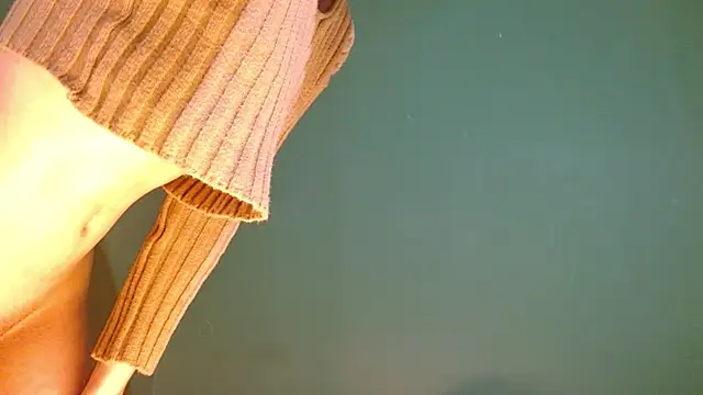 Roxiehood webcam