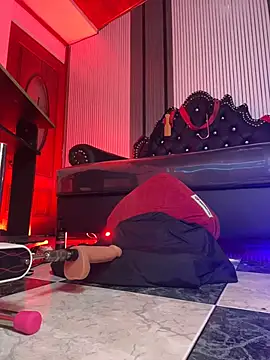 Slave_Ebony webcam