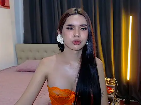 Alexandra_Kenn webcam