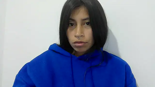 Pocahontas_Honey webcam