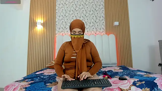 Zareen_arabic webcam