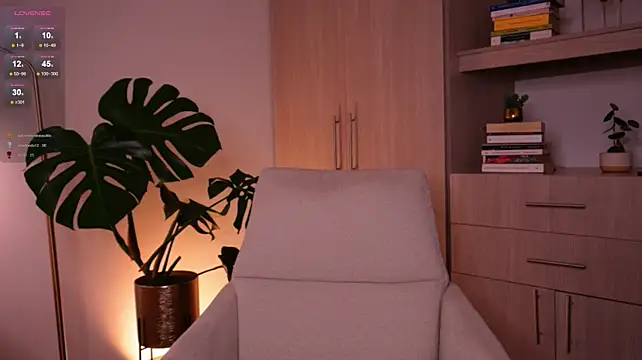 annie24_evans webcam