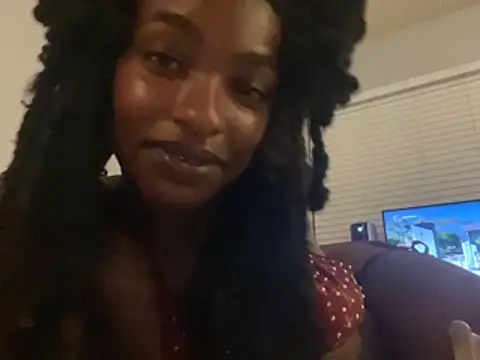 PrincessRayari webcam